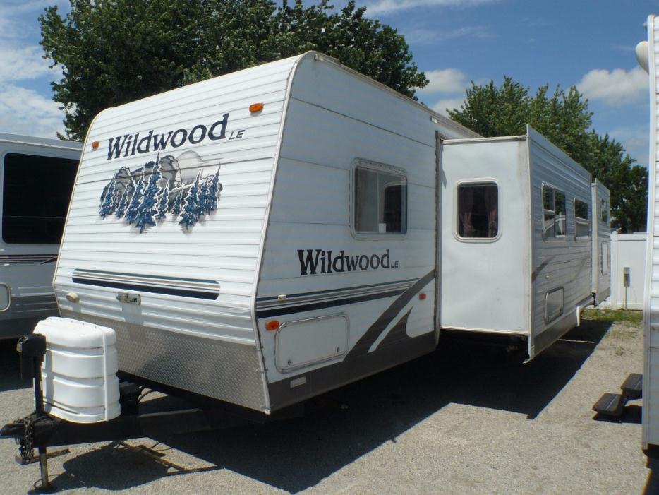 2005 Forest River WILDWOOD 30BHBS