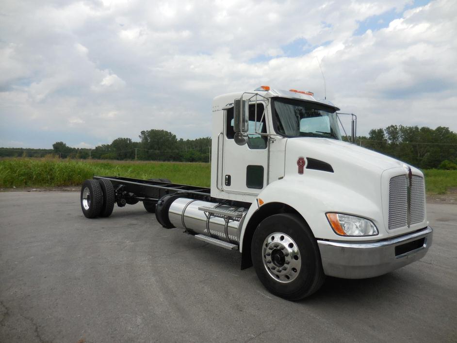 2012 Kenworth T370  Conventional - Day Cab