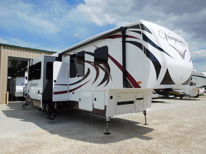 2017 Forest River Vengeance Touring Edition 38L13 SOLD
