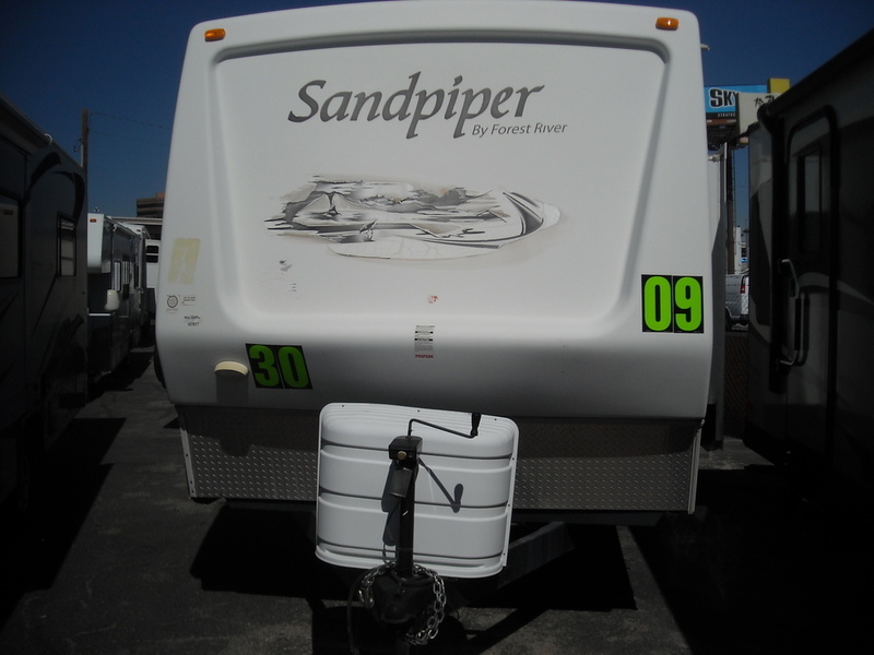 2009 Forest River Sandpiper 302BHD