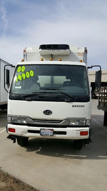 2000 Ud 2300dh  Refrigerated Truck