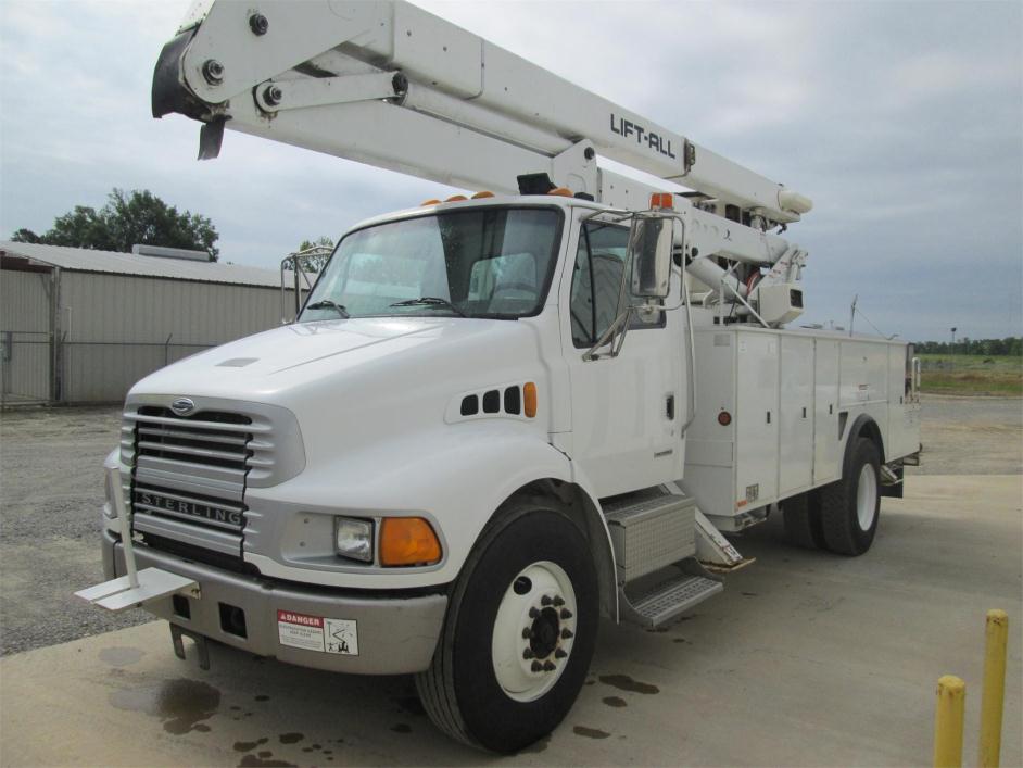 2005 Sterling Acterra  Bucket Truck - Boom Truck