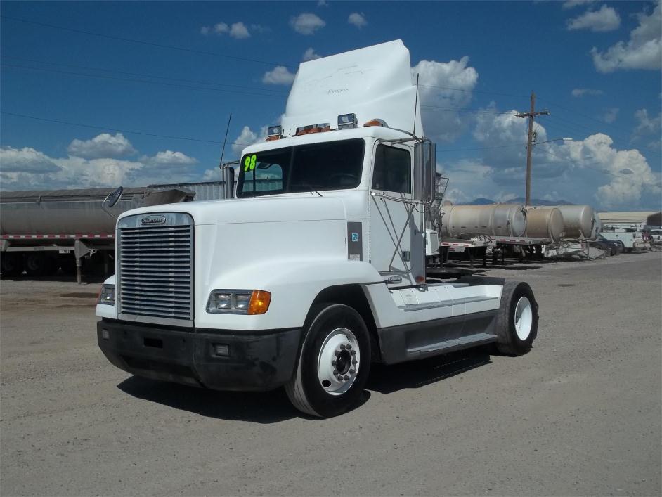 1998 Freightliner Fld120  Conventional - Day Cab