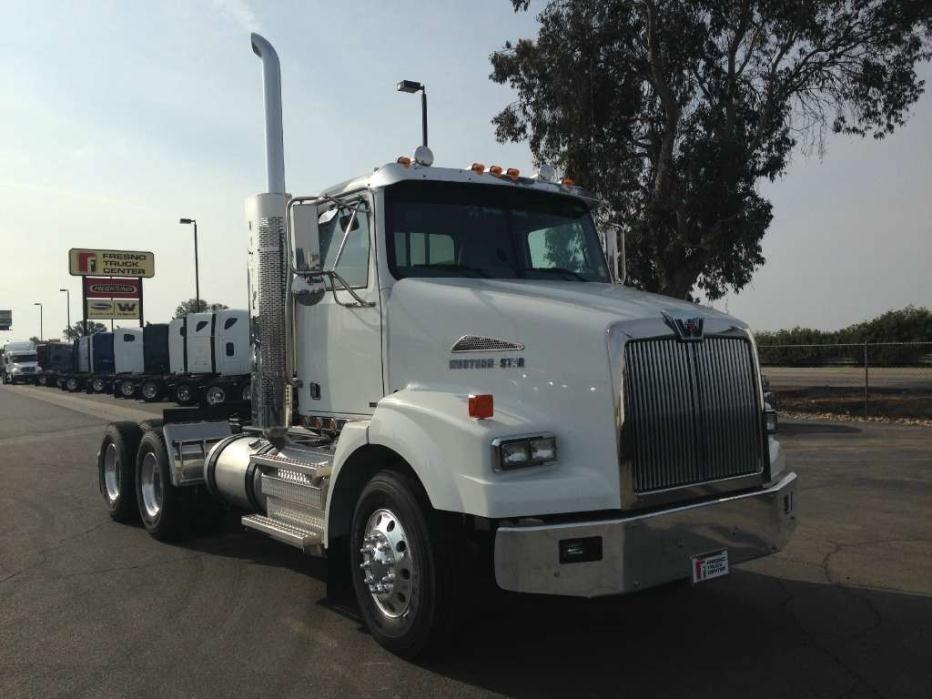 2014 Western Star 4800  Cab Chassis
