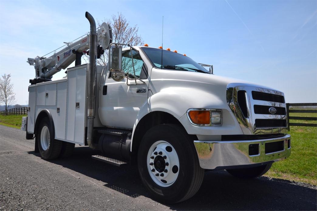 2006 Ford F750  Utility Truck - Service Truck