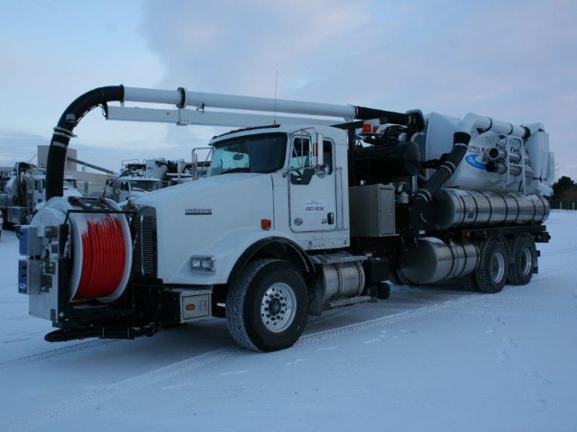 2014 Vactor 2100  Vacuum Truck