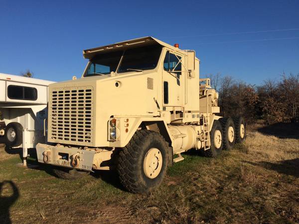 1997 Oshkosh M1070 Het  Winch Truck