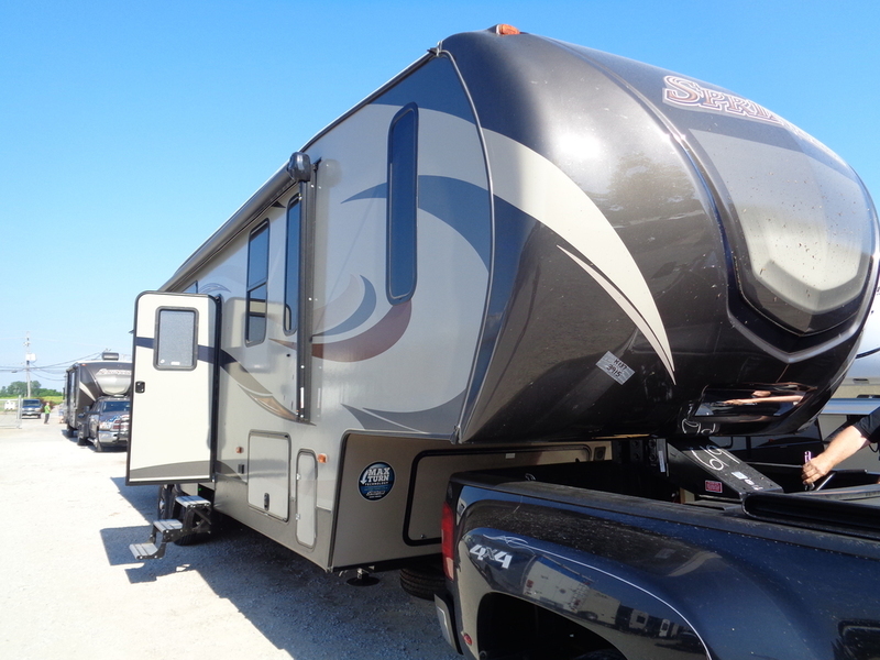 2017 Keystone Rv Sprinter Wide Body 353FWDEN