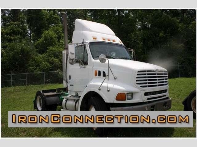 2001 Sterling L8500  Conventional - Day Cab