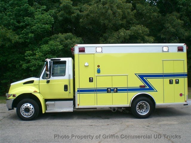 2007 International Ambulance Just 43k Mi Non Cdl Air Brakes  Ambulance