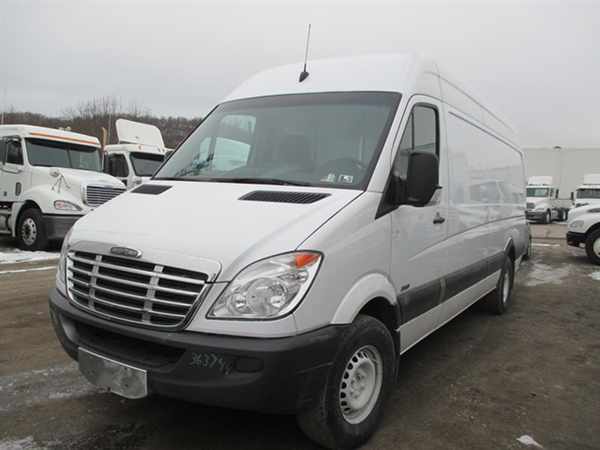 2011 Freightliner Sprinter 2500  Cargo Van