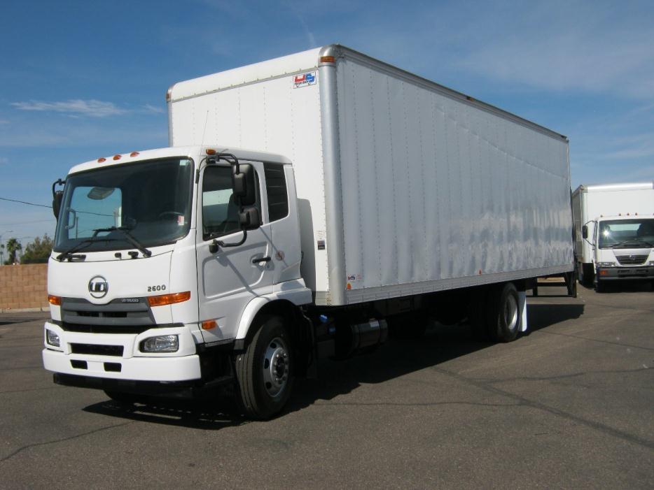 2012 Ud Trucks 2600  Box Truck - Straight Truck