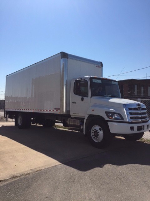 2016 Hino 268  Dry Van