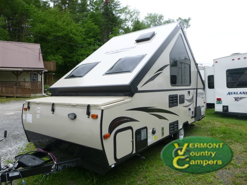 2016 Forest River Rv Rockwood Hard Side High Wall Series 212H