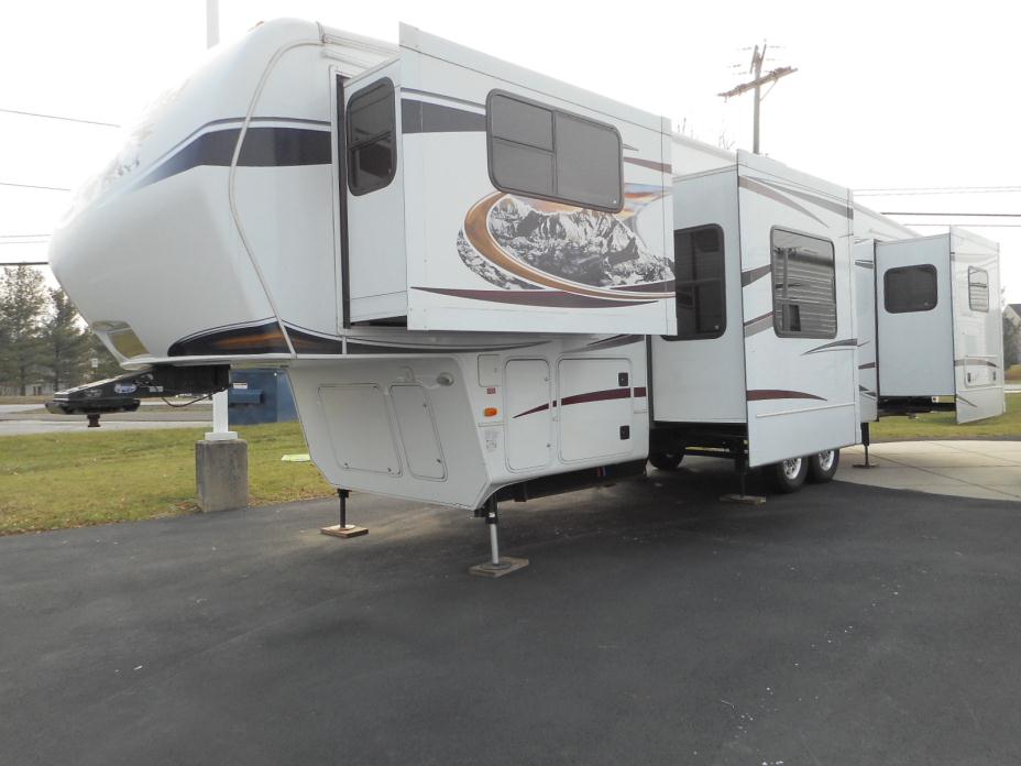 2012 Keystone Montana 3750 FL