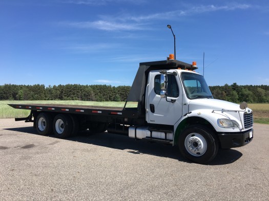 2006 Freightliner Ledwell Rollback Flatbed  Rollback Tow Truck