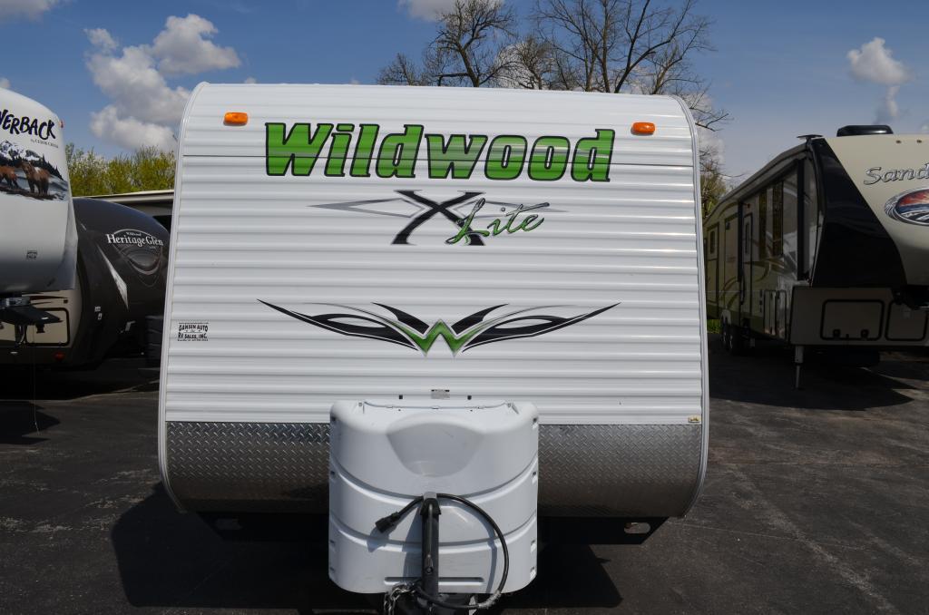 2011 Forest River Wildwood X-lite 28BH
