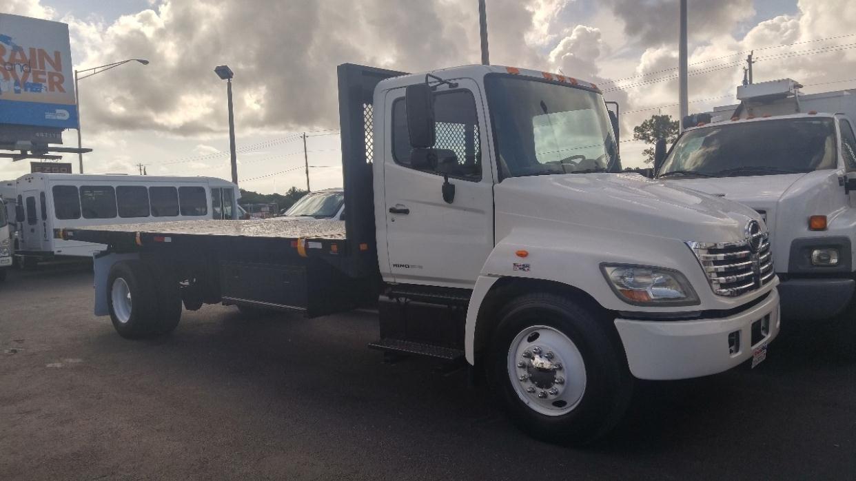 2006 Hino 338  Flatbed Truck