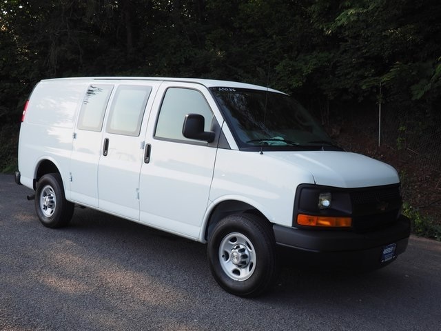 2016 Chevrolet Express Van G2500hd  Cargo Van