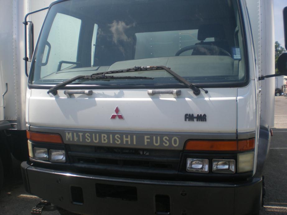 2004 Mitsubishi Fuso Fm  Box Truck - Straight Truck