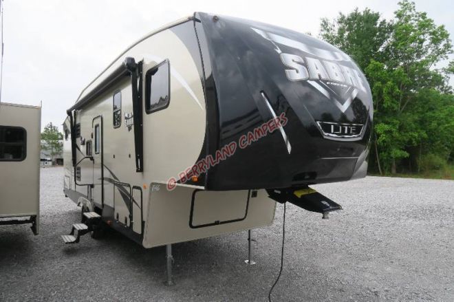 2017 Forest River Sabre 28BH
