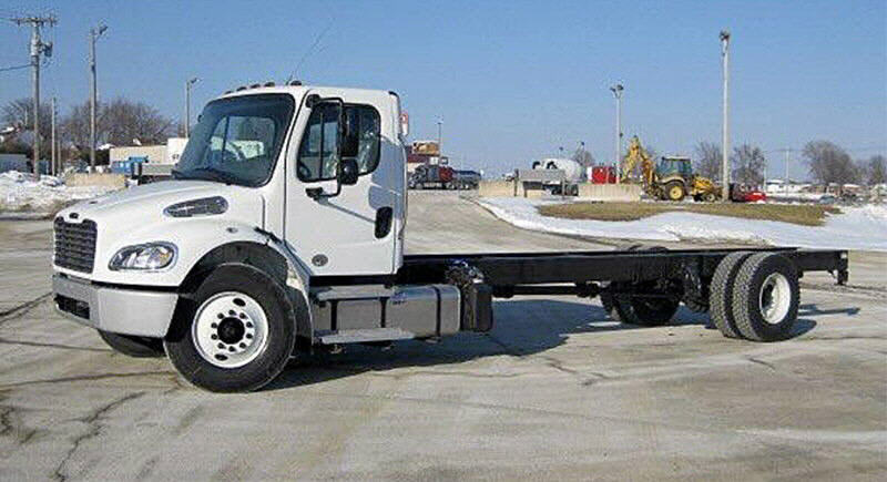 2016 Freightliner M2106  Cab Chassis