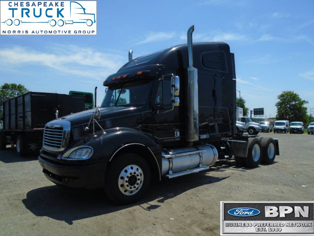 2007 Freightliner Columbia  Cab Chassis