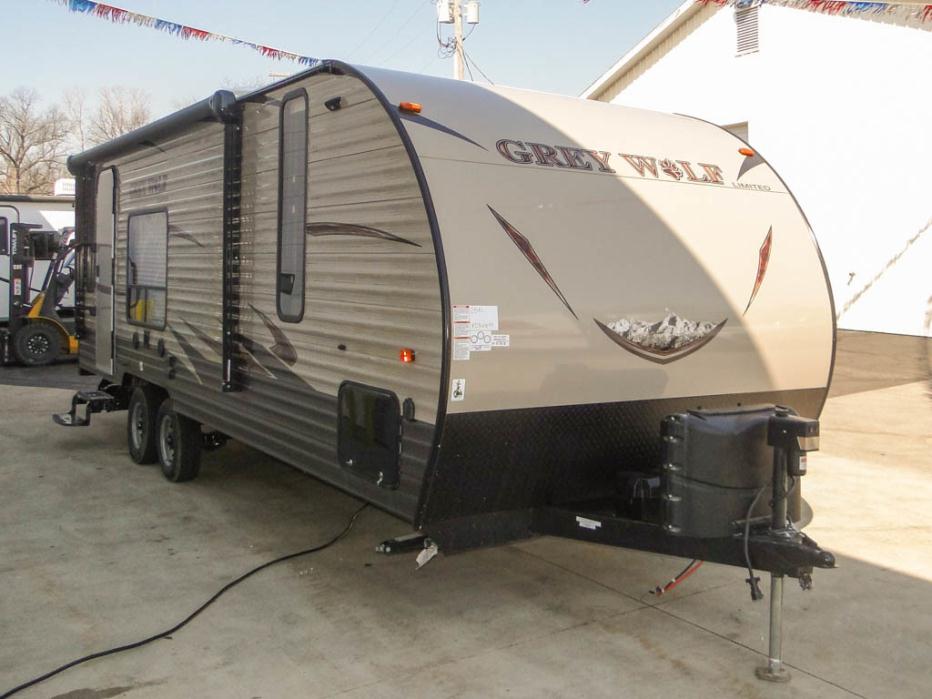 2017 Forest River Grey Wolf 25RL Rear Living