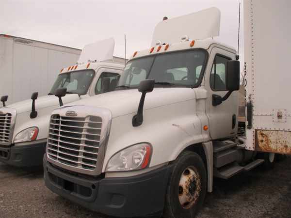 2009 Freightliner Cascadia Px12564st  Conventional - Day Cab