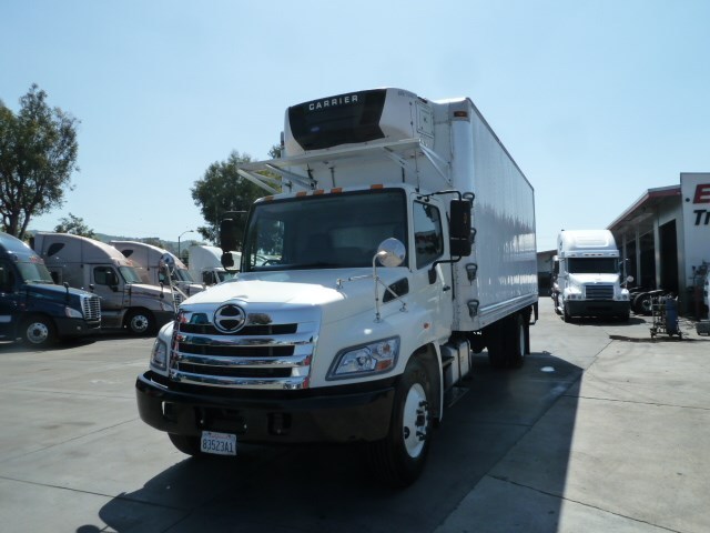 2011 Hino 338  Catering Truck - Food Truck