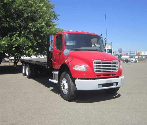 2008 Freightliner M2 106  Flatbed Truck
