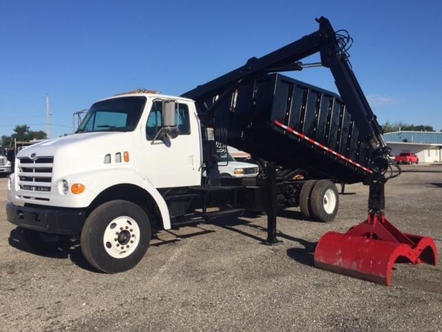2003 Sterling L7500  Grapple Truck