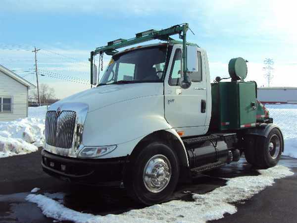 2007 International 8600  Conventional - Day Cab