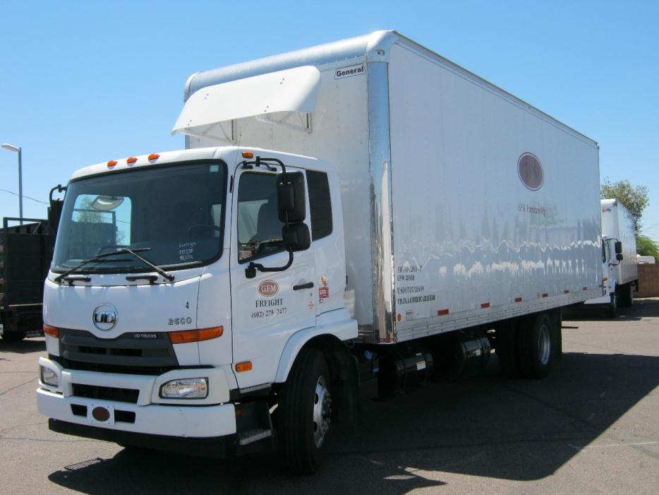 2011 Ud Trucks 2600  Box Truck - Straight Truck