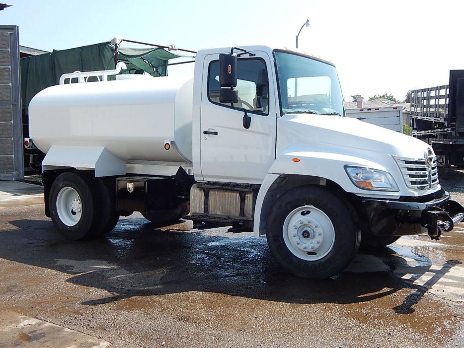 2010 Hino 268  Water Truck