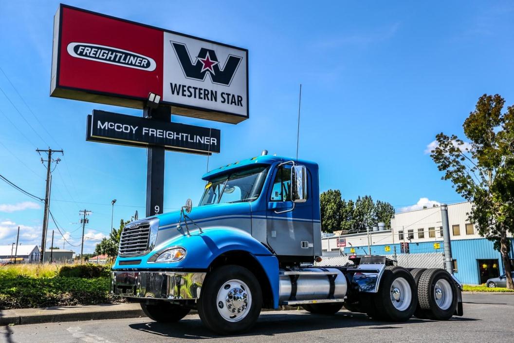 2007 Freightliner Columbia 120  Beverage Truck