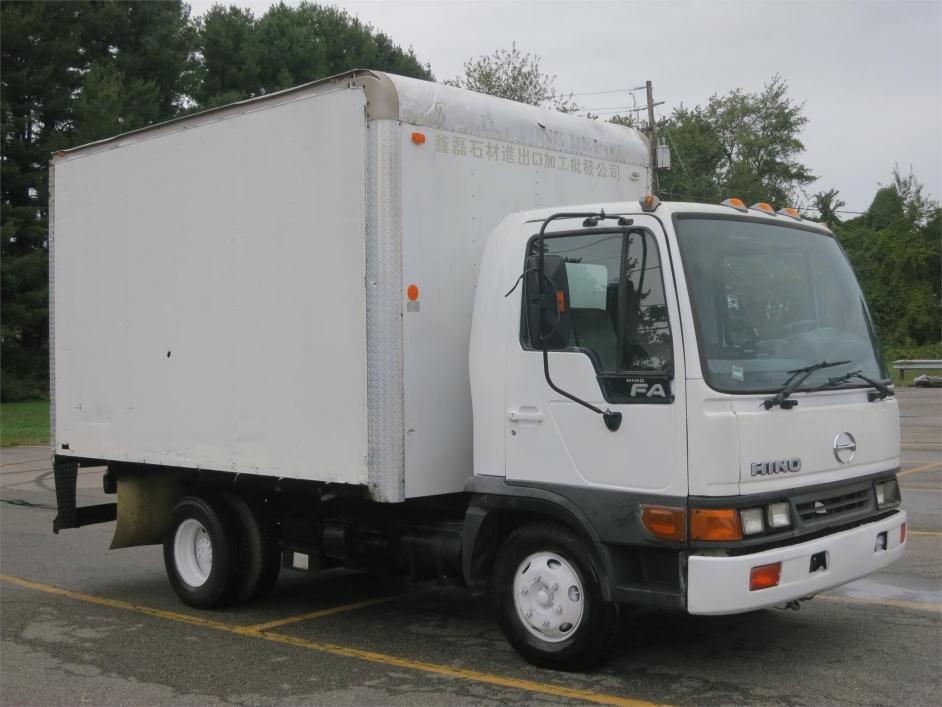 2002 Hino Fa1517  Box Truck - Straight Truck
