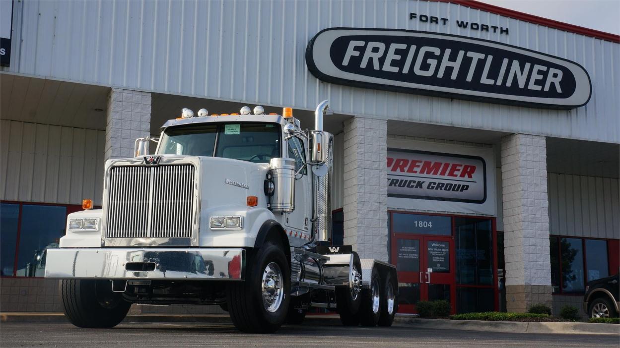 2016 Western Star 4900sf  Conventional - Day Cab