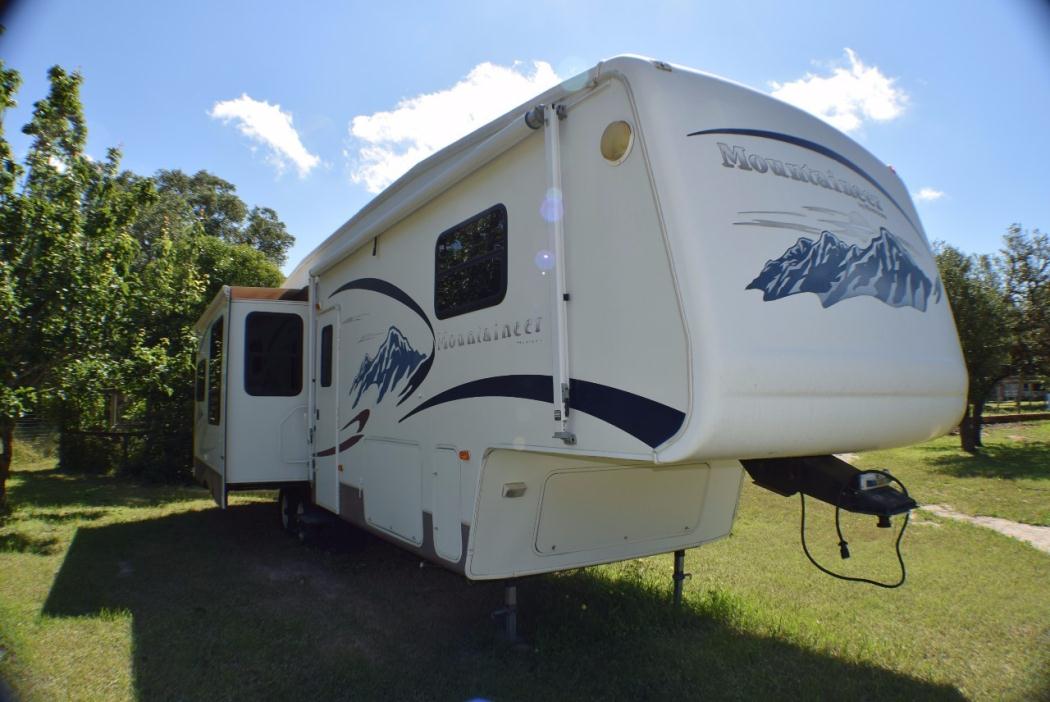 2006 Keystone Montana Mountaineer 328RLS