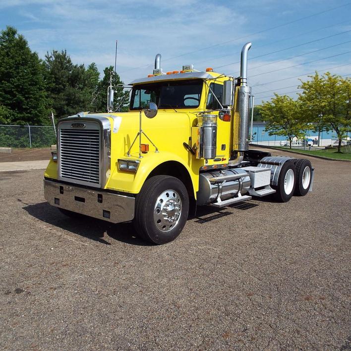 2007 Freightliner Fld132 Classic Xl  Conventional - Day Cab