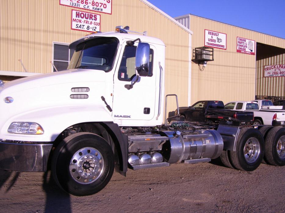 2013 Mack Vision  Cab Chassis