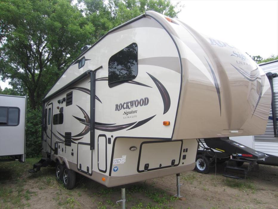 2017 Forest River Rockwood Signature Ultra Lite 8244WS