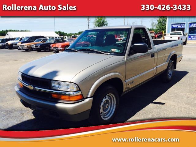 2000 Chevrolet S10 Pickup  Pickup Truck