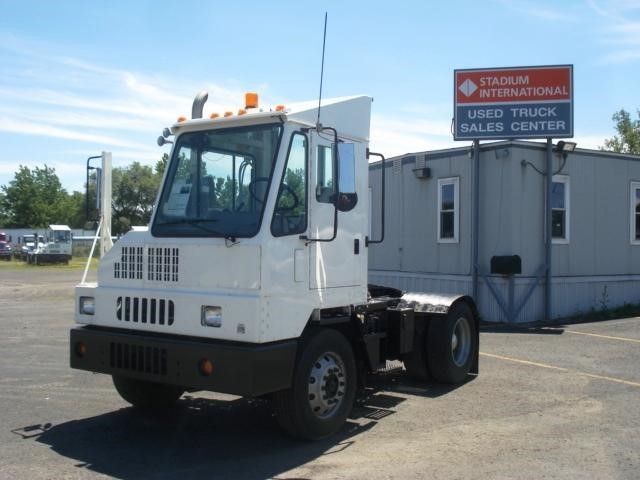 2008 Ottawa Yt30  Yard Spotter Truck