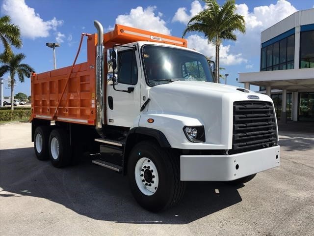 2016 Freightliner 114sd  Dump Truck