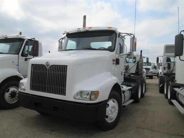2006 International 9200  Conventional - Day Cab