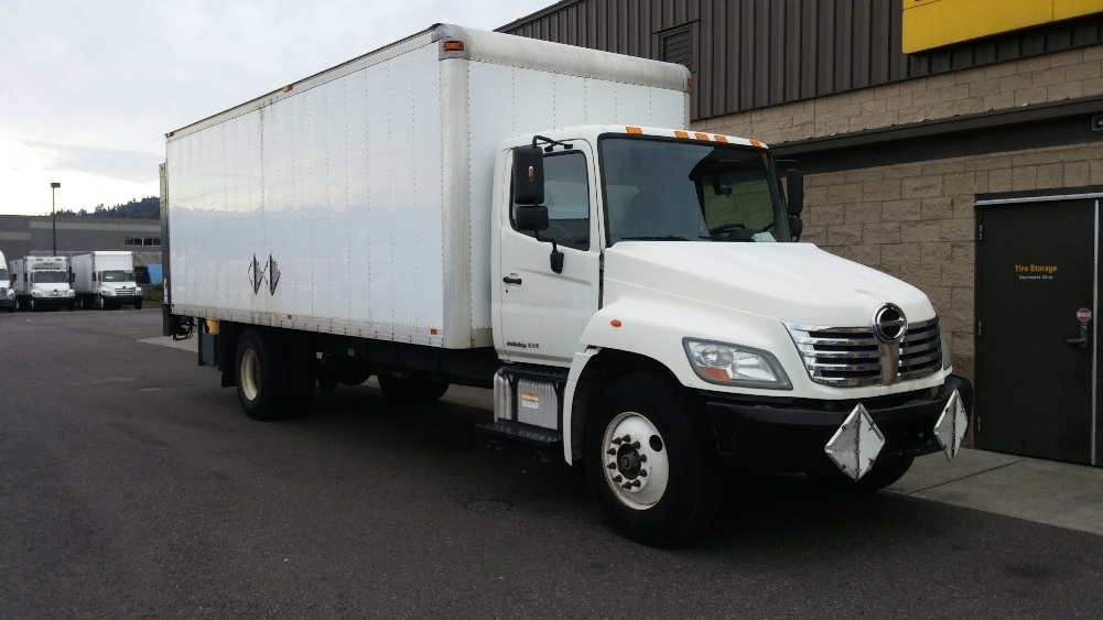 2010 Hino 268  Box Truck - Straight Truck