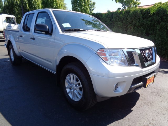 2016 Nissan Frontier  Crew Cab