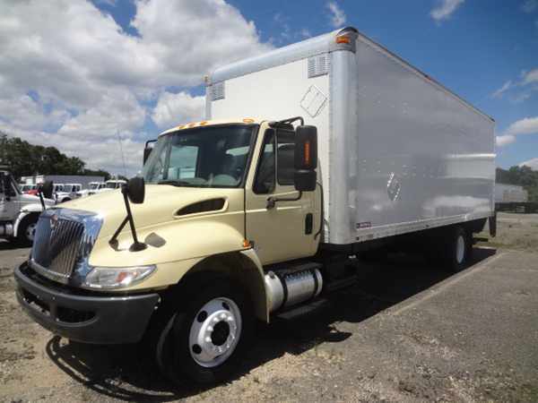 2010 International 4300  Box Truck - Straight Truck