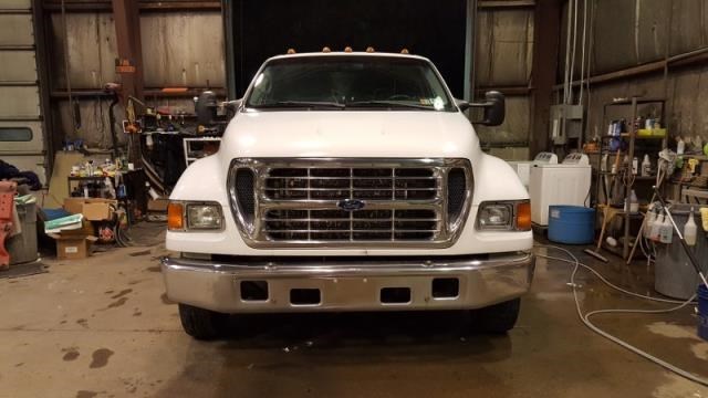 2003 Ford F650 Super Duty  Conventional - Day Cab